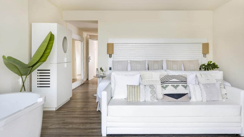 ME Ibiza-Chic Suite 2_14364